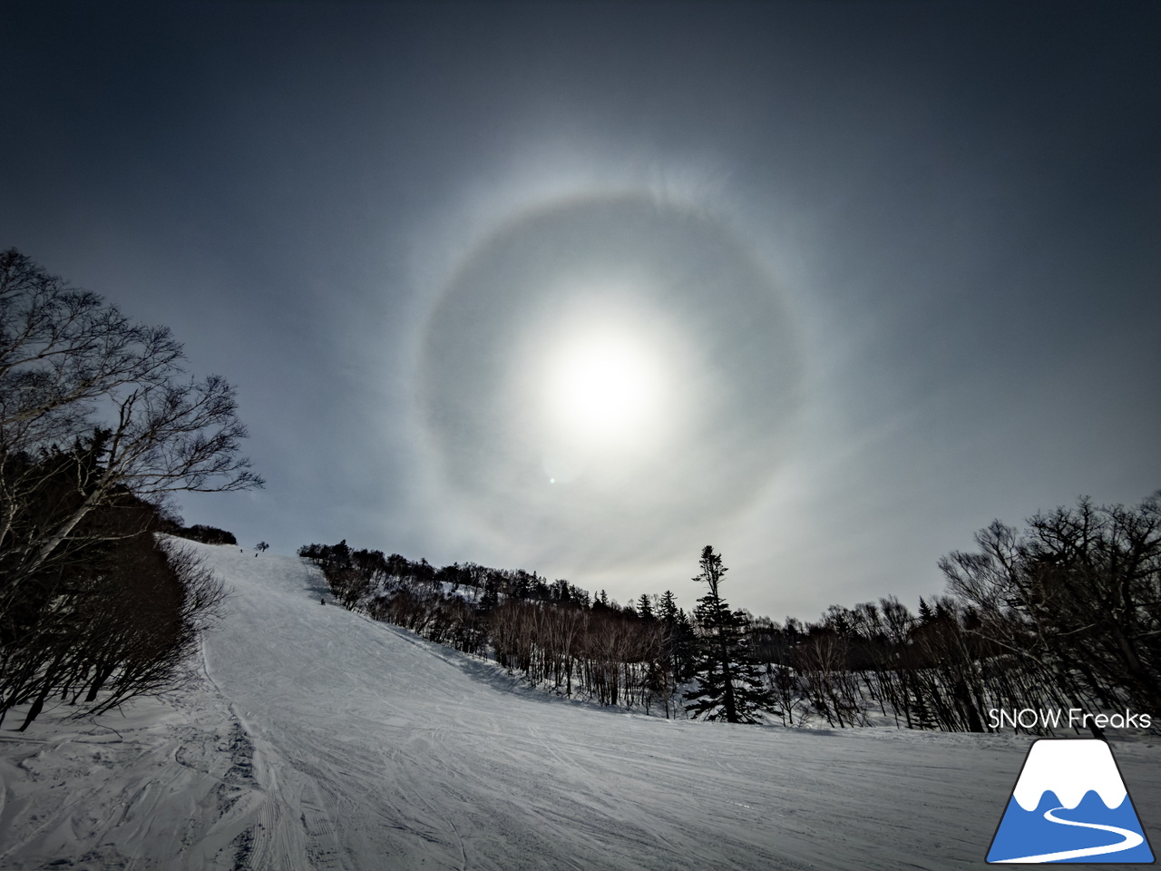 キロロリゾート｜今日の山頂積雪は「340cm」！ビシッと締まったロングコースで快適クルージングが楽しい１日♪